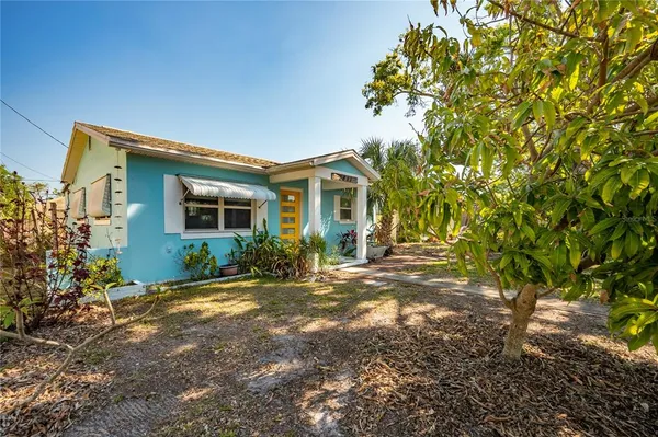 $2,000 | 3811 44th Avenue North, St. Petersburg, FL 33714