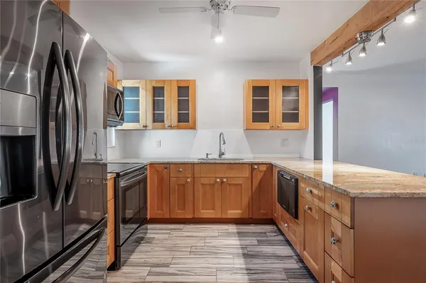 $2,000 | 3811 44th Avenue North, St. Petersburg, FL 33714