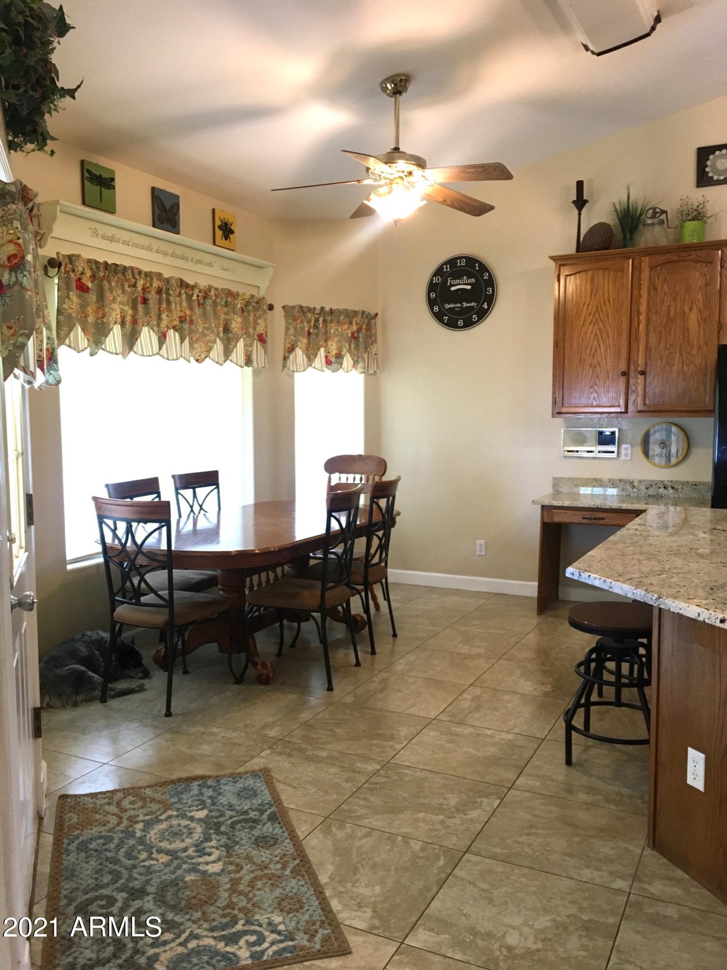 437 North Riata Street Gilbert, AZ 85234 - Photo 11 of 35 IMG_4038