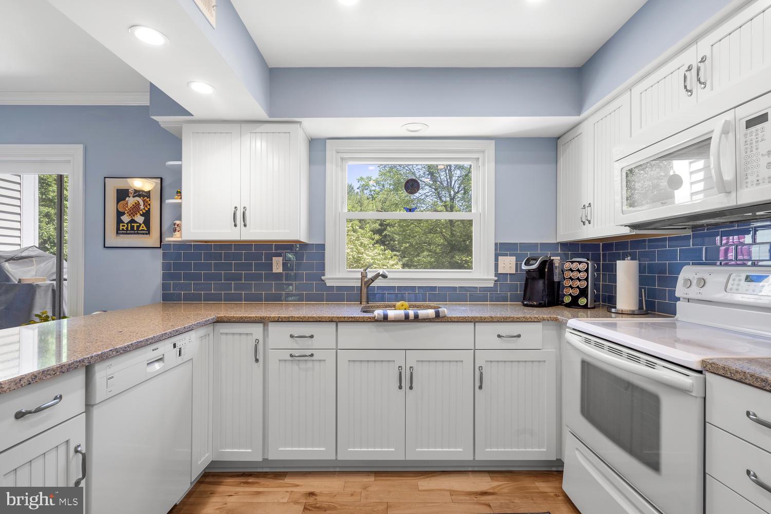 644 Concerto Lane Silver Spring, MD 20901 - Photo 9 of 17 Kitchen