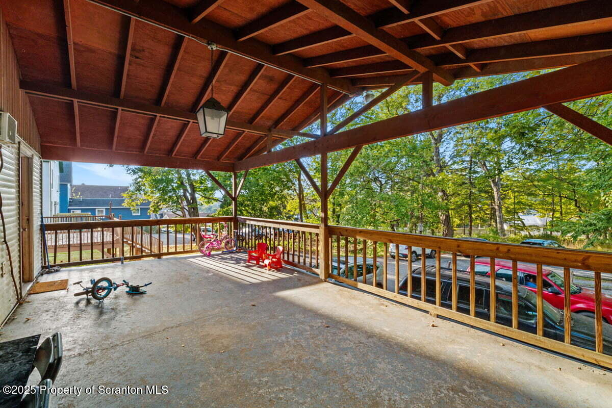 120 Ridgeway Street East Stroudsburg, PA 18301 - Photo 25 of 49 Photo-30