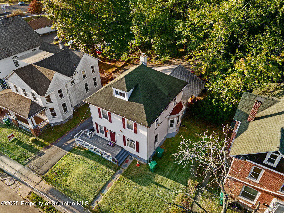 120 Ridgeway Street East Stroudsburg, PA 18301 - Photo 44 of 49 an aerial view of a house with a yard
