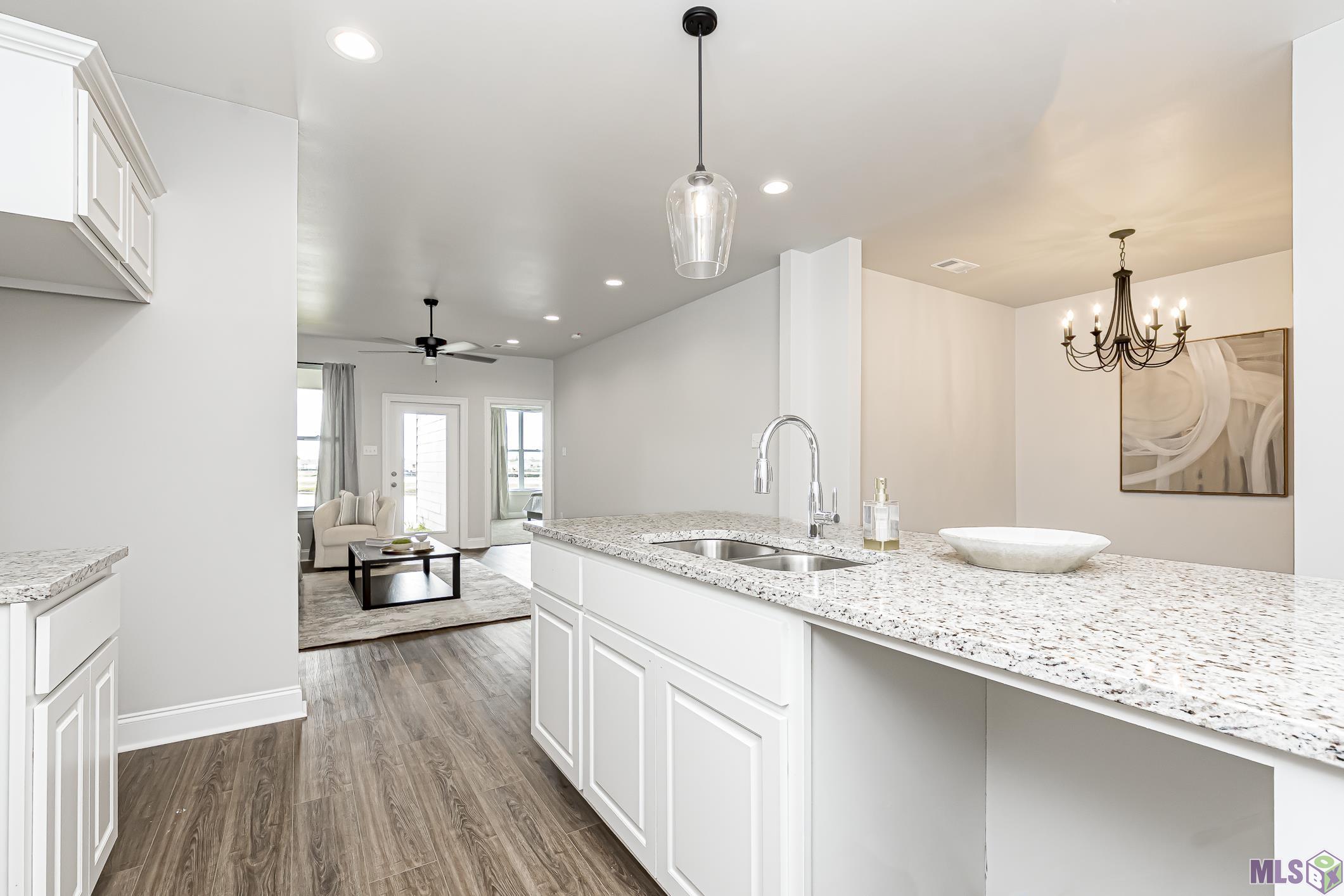 8620 Edgewater Drive Baton Rouge, LA 70820 - Photo 8 of 18 Gallery Image 8