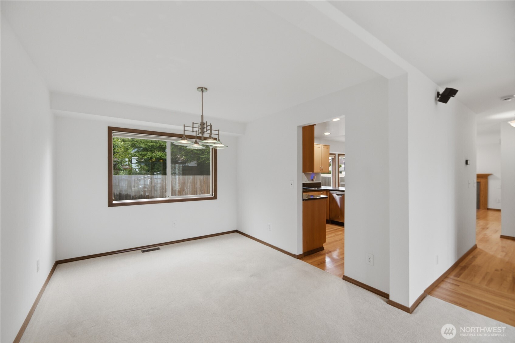19022 102nd Avenue Southeast Renton, WA 98055 - Photo 6 of 36