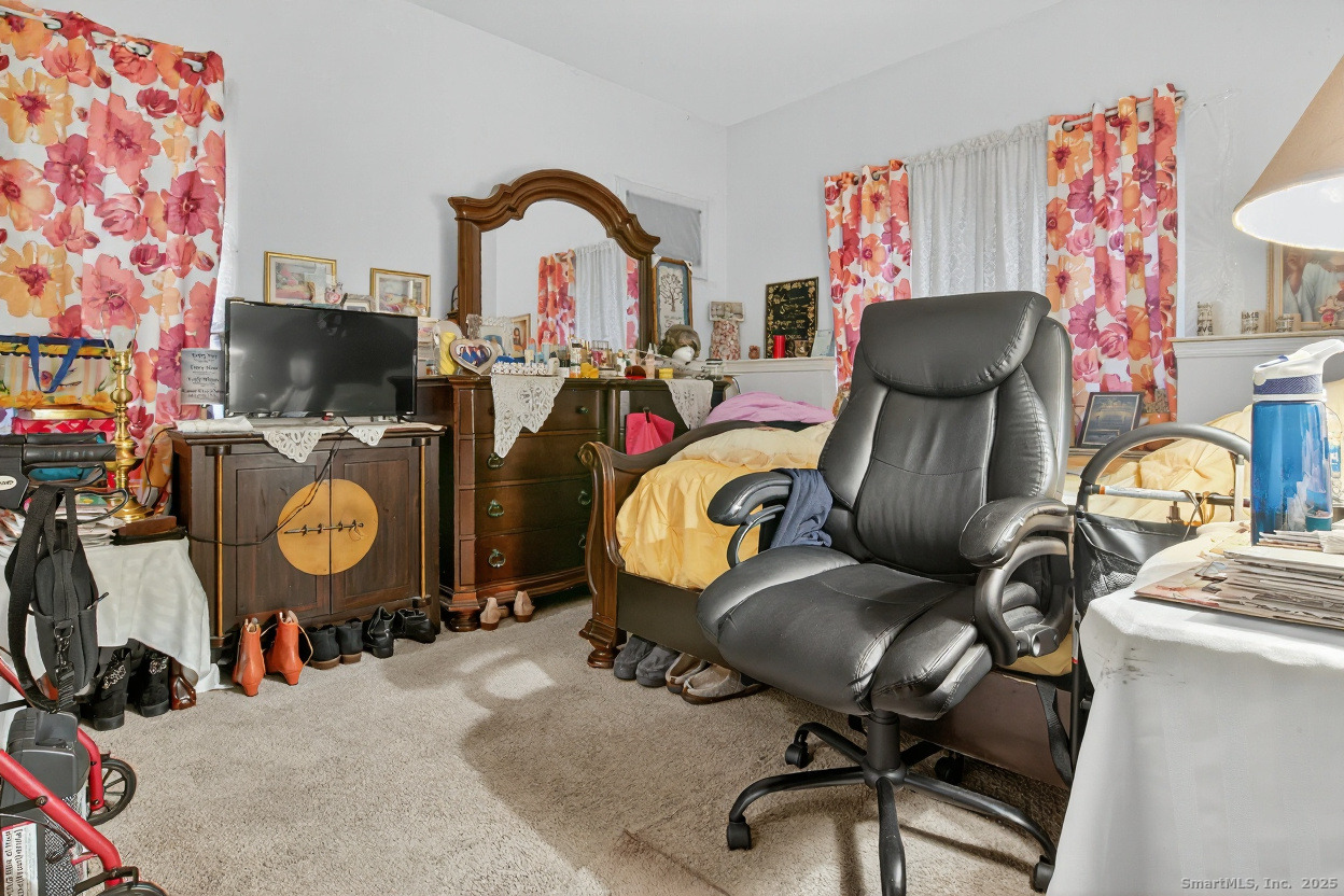 855 Oronoke Road, Unit 2 Waterbury, CT 06708 - Photo 7 of 12