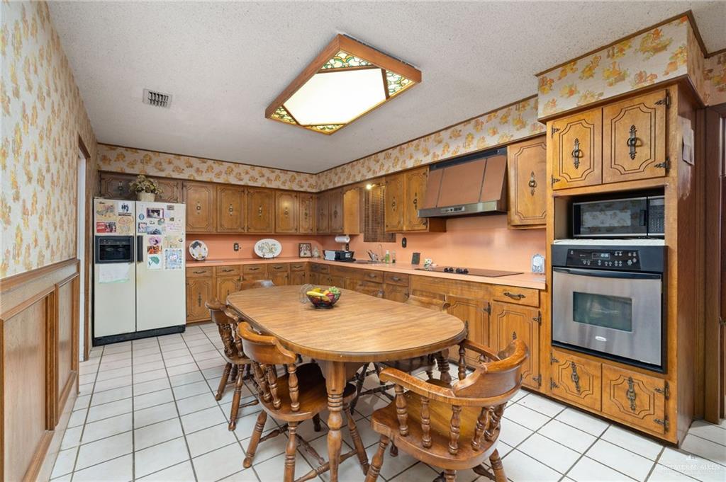 89 Dr Mario E Ramirez Avenue Roma, TX 78584 - Photo 6 of 16