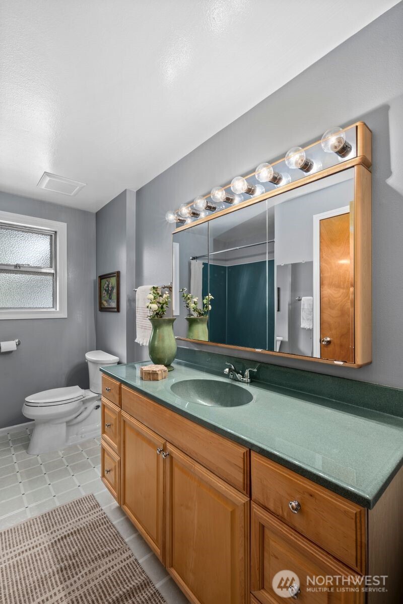 2119 Aberdeen Avenue Northeast Renton, WA 98056 - Photo 24 of 40
