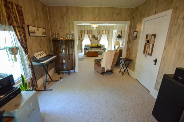 $184,900 | 209 Adams Street, Boscobel, WI 53805