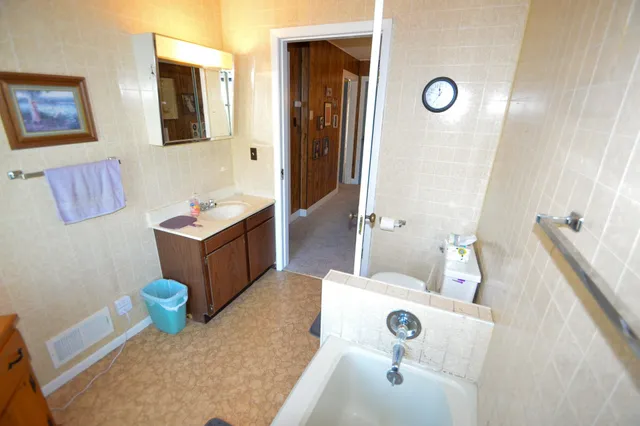 $184,900 | 209 Adams Street, Boscobel, WI 53805