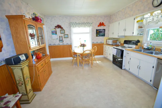 $184,900 | 209 Adams Street, Boscobel, WI 53805