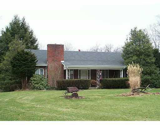 5862 Valencia Road Gibsonia, PA 15044 - Photo 1 of 8 Exterior Front.