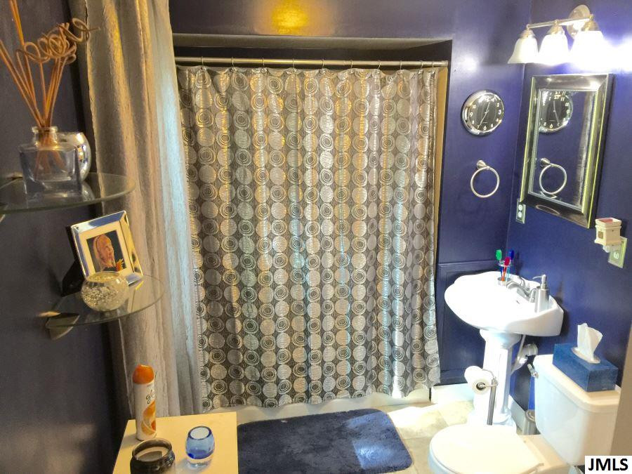 4150 Springport Road Jackson, MI 49201 - Photo 16 of 23 Photo 16