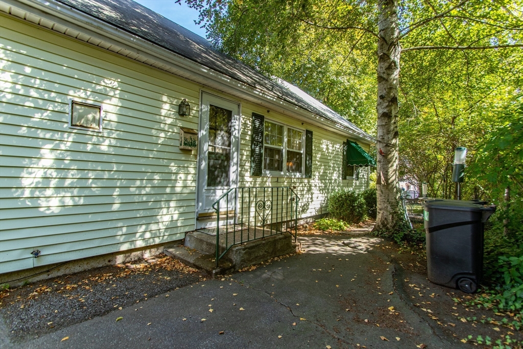 30 Colby Street Haverhill, MA 01835 - Photo 3 of 20 Gallery Image 3