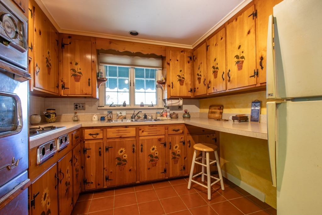 30 Colby Street Haverhill, MA 01835 - Photo 7 of 20 Gallery Image 7