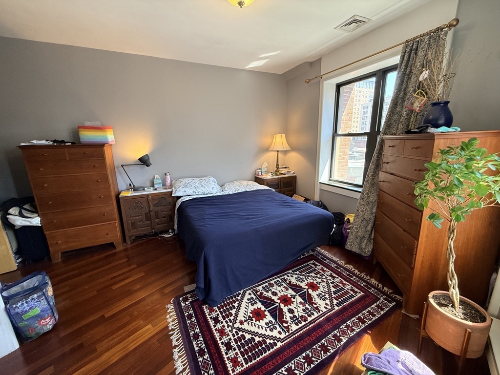 42 Beach Street, Unit 8B Boston, MA 02111 - Photo 19 of 28