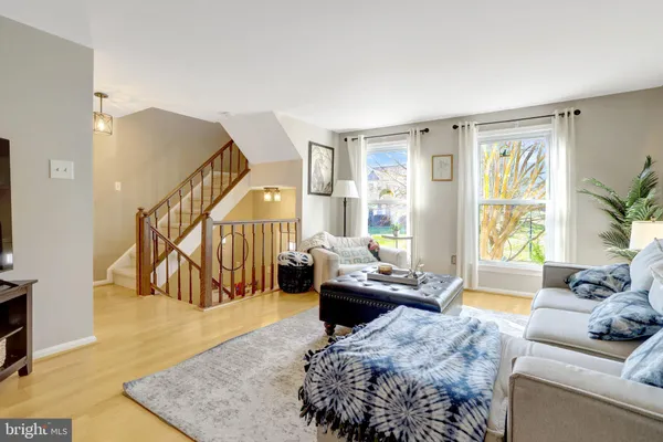 $575,000 | 6528 Birchleigh Way, Alexandria, VA 22315