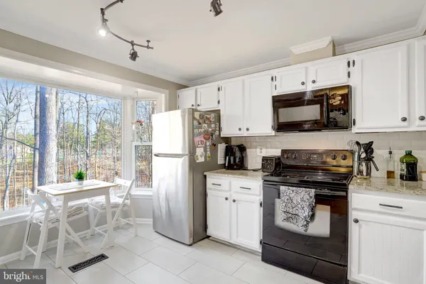 $575,000 | 6528 Birchleigh Way, Alexandria, VA 22315