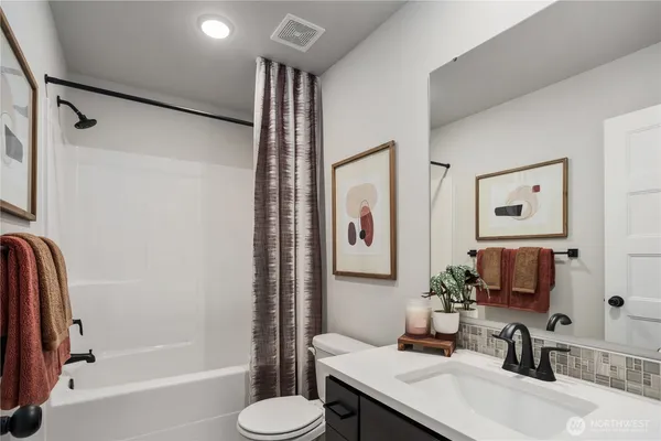 $479,950 | 12754 126th St Court East, Unit 101, Puyallup, WA 98374