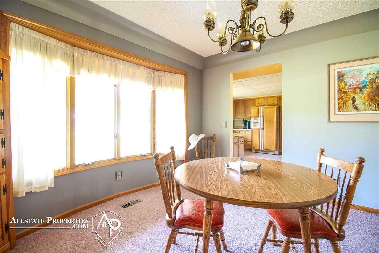 5066 East Carpenter Road Flint, MI 48506 - Photo 5 of 22 21493021-4.JPG