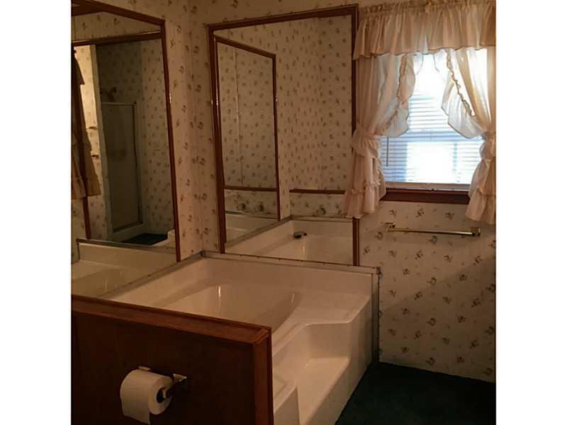 92 Hughes Road Indiana, PA 15701 - Photo 13 of 19 Master Bath/Spa.