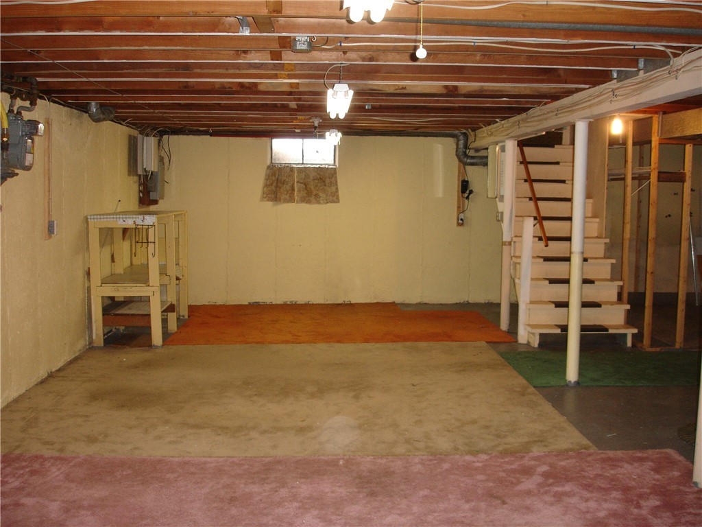 66 Halsey Road Woonsocket, RI 02895 - Photo 16 of 19