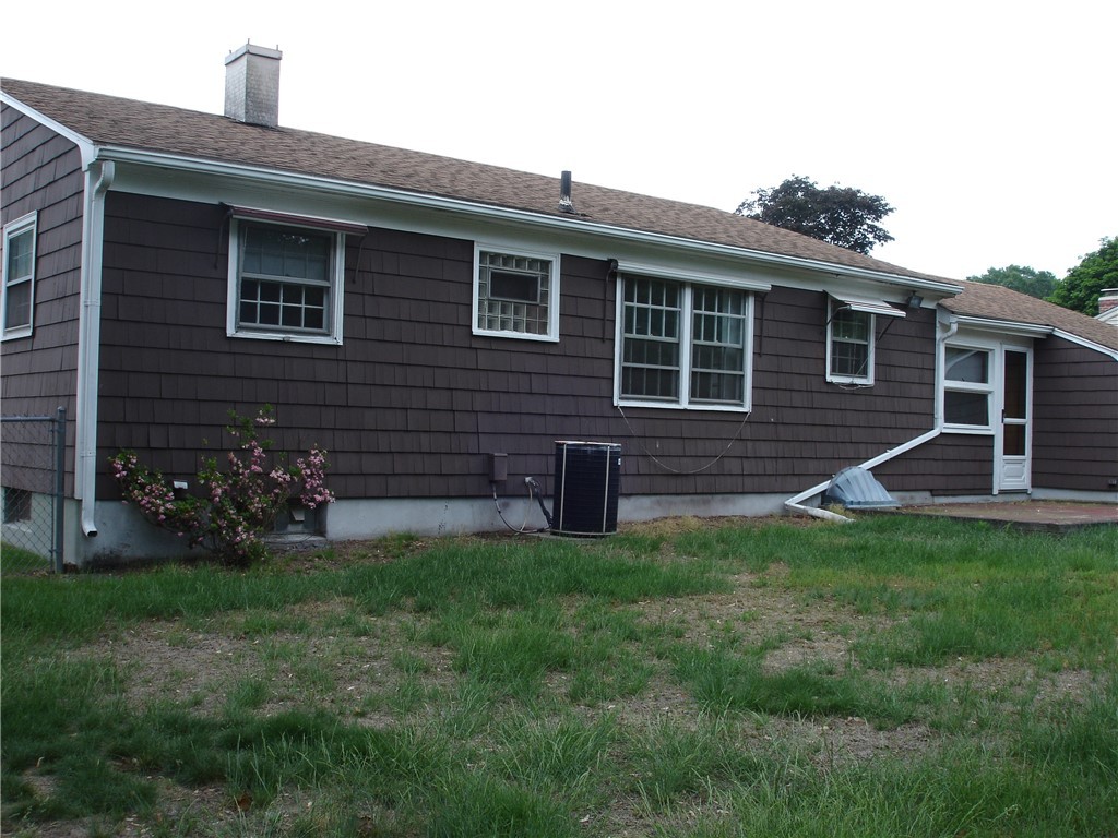66 Halsey Road Woonsocket, RI 02895 - Photo 18 of 19