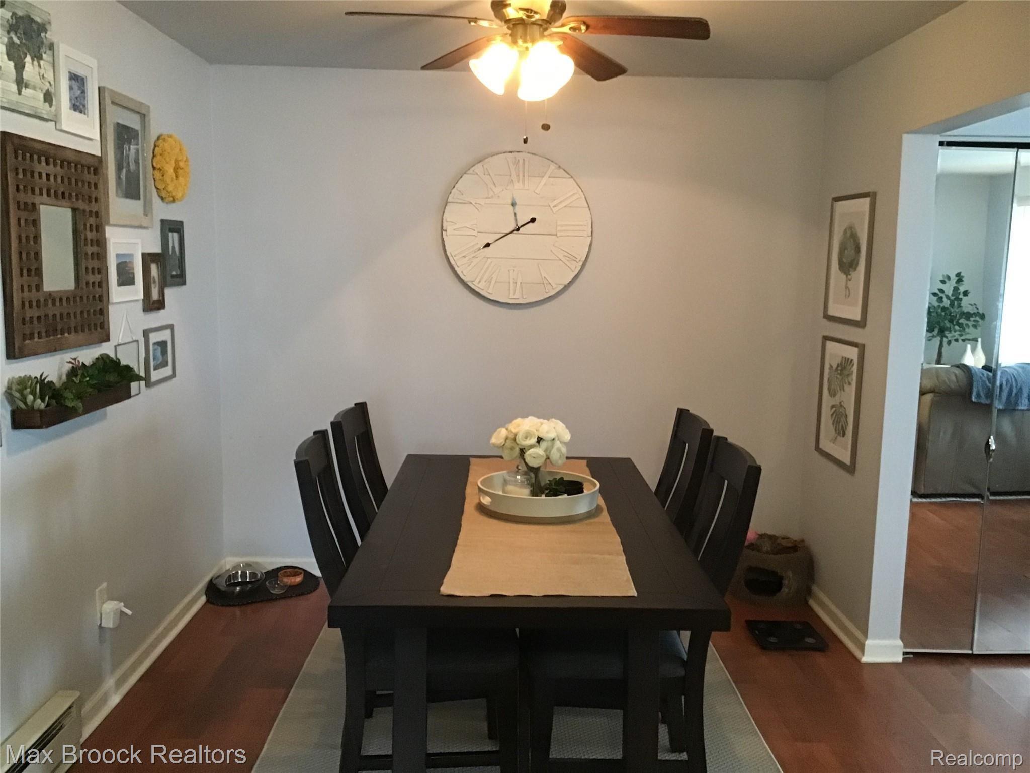 4345 Crooks Road, Unit 3 Royal Oak, MI 48073 - Photo 7 of 13 IMG_0014.jpg