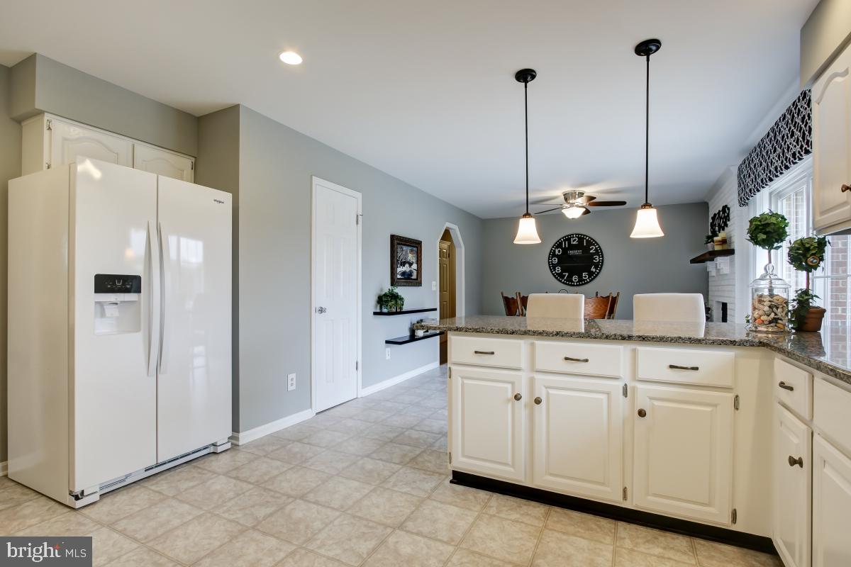 10300 Rogues Road Midland, VA 22728 - Photo 12 of 48 Gallery Image 12
