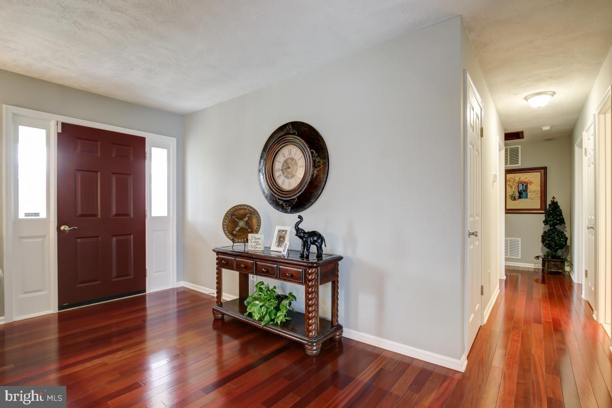 10300 Rogues Road Midland, VA 22728 - Photo 21 of 48 Gallery Image 21