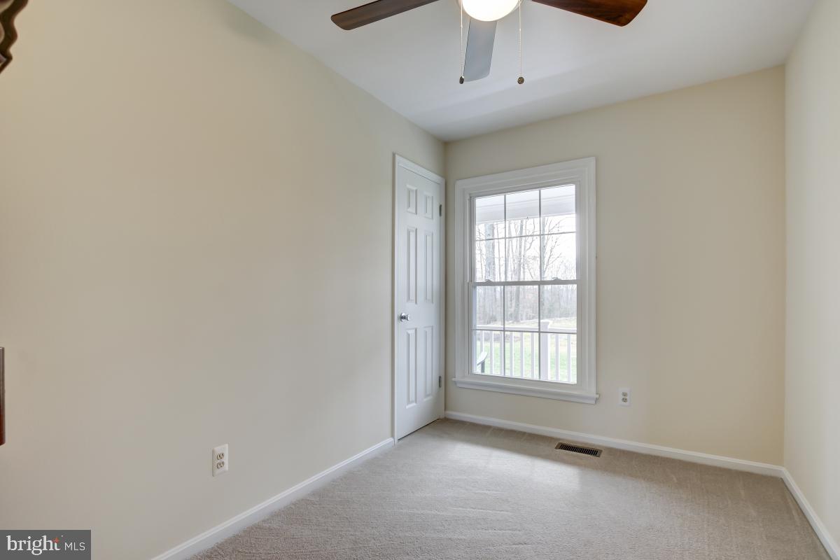 10300 Rogues Road Midland, VA 22728 - Photo 27 of 48 Gallery Image 27