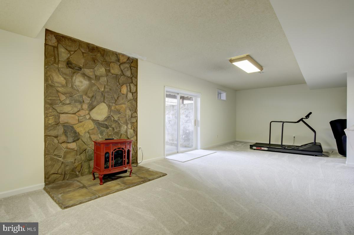 10300 Rogues Road Midland, VA 22728 - Photo 35 of 48 Gallery Image 35