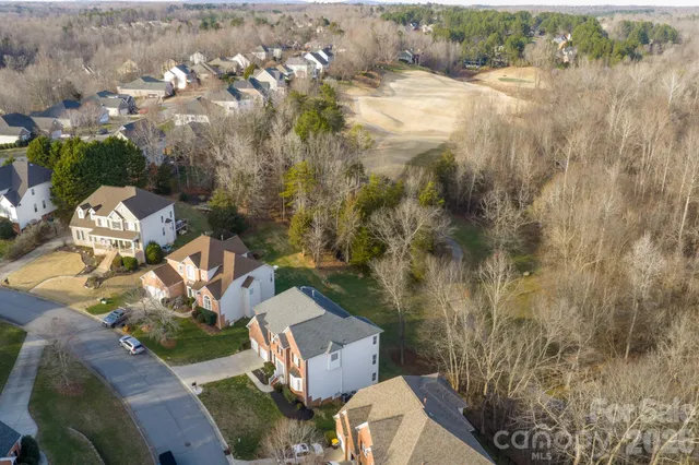 $640,000 | 7267 Willow Brook Court, Denver, NC 28037
