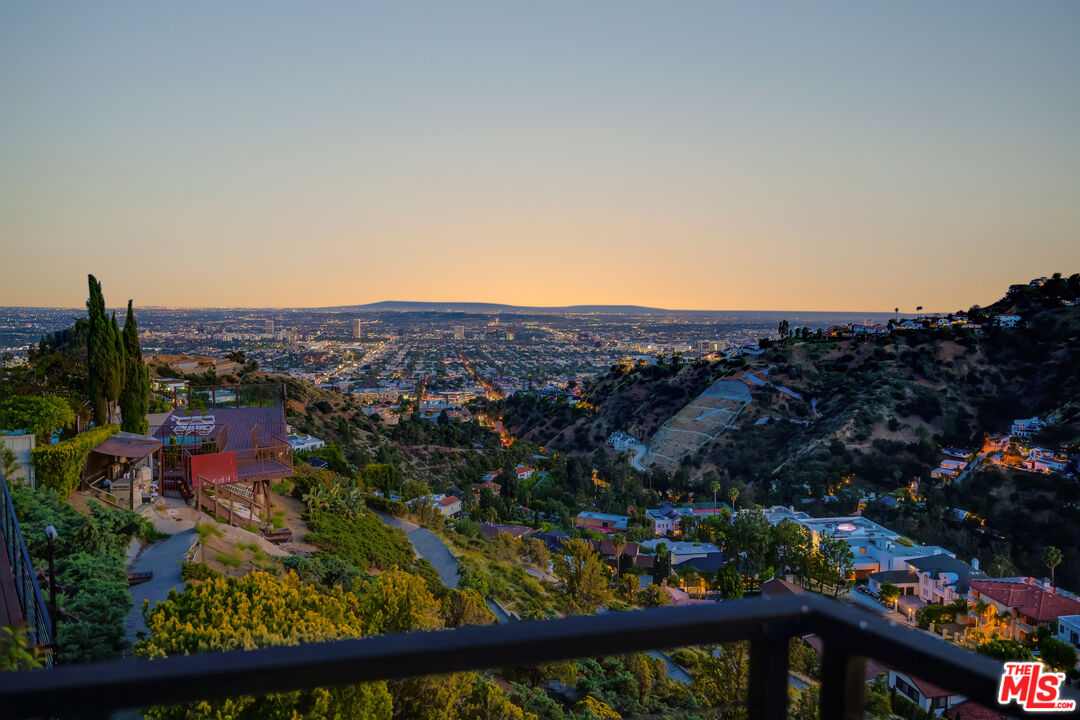 2169 Hercules Drive Los Angeles, CA 90046 - Photo 21 of 29 a view of a city