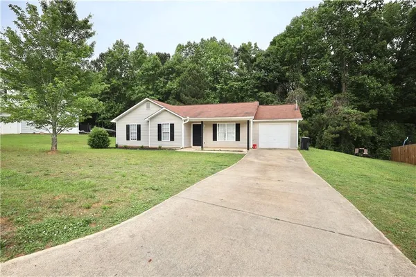 $245,000 | 397 Thorn Thicket Drive, Rockmart, GA 30153