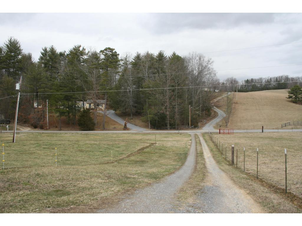 188 Union Chapel Road Afton, TN 37616 - Photo 3 of 24 Private setting