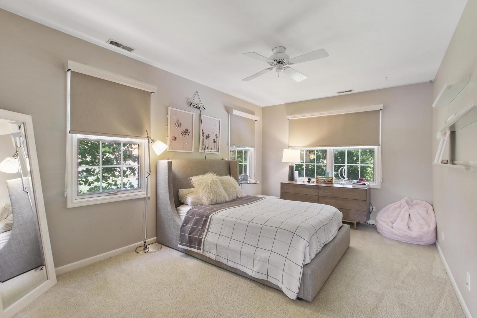 720 Becker Road Glenview, IL 60025 - Photo 16 of 44