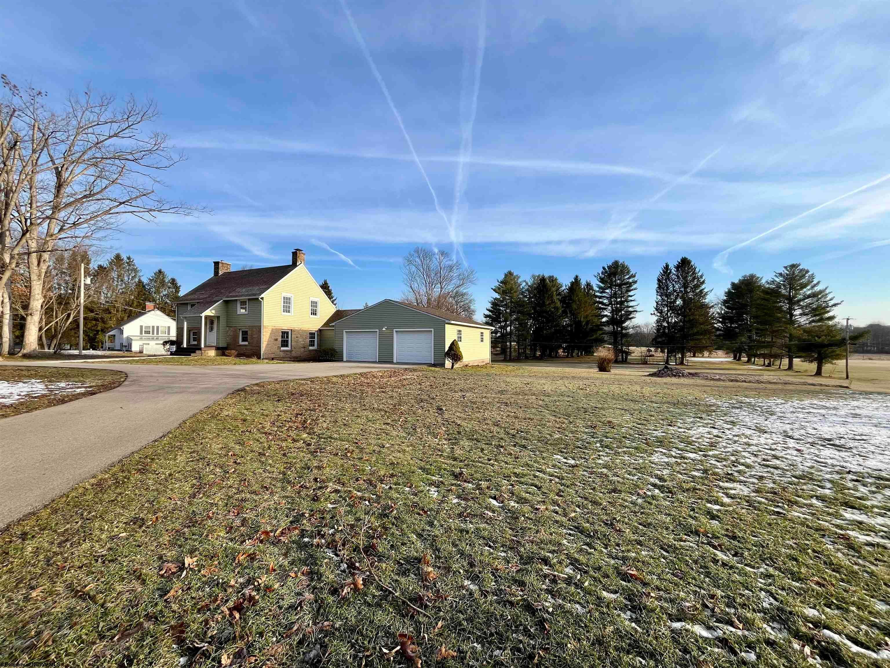 168 B B Road Reedsville, WV 26547 - Photo 4 of 21 Gallery Image 4