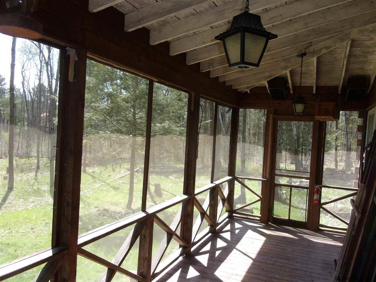 149 McQuade Road Amsterdam, NY 12010 - Photo 18 of 27 Photo 19