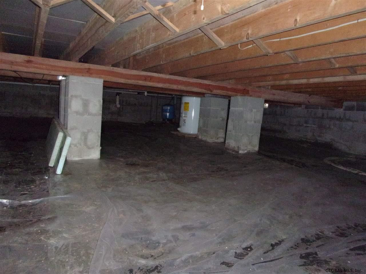 149 McQuade Road Amsterdam, NY 12010 - Photo 19 of 27 Photo 20