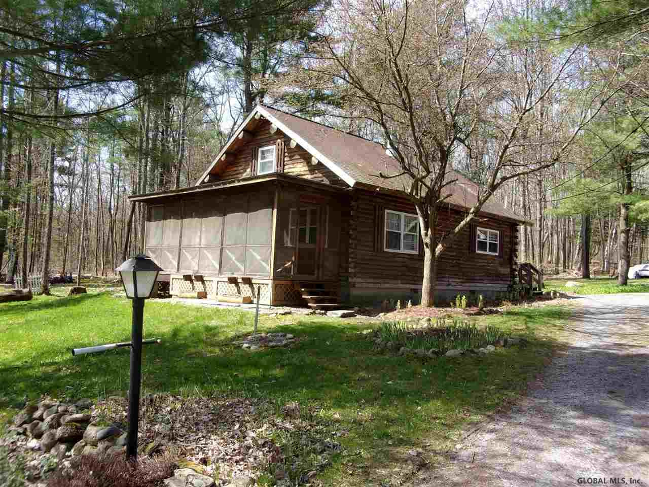 149 McQuade Road Amsterdam, NY 12010 - Photo 2 of 27 Photo 3