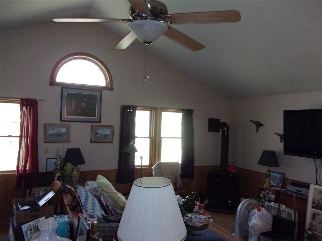 149 McQuade Road Amsterdam, NY 12010 - Photo 23 of 27 Photo 24