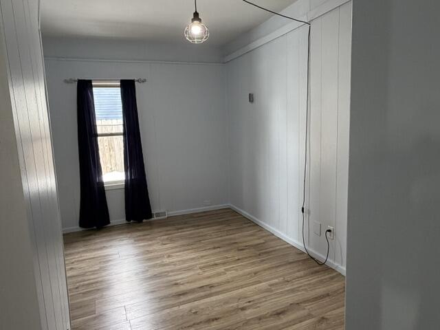 825 Smith Street Stevens Point, WI 54481 - Photo 15 of 32 Bedroom 2