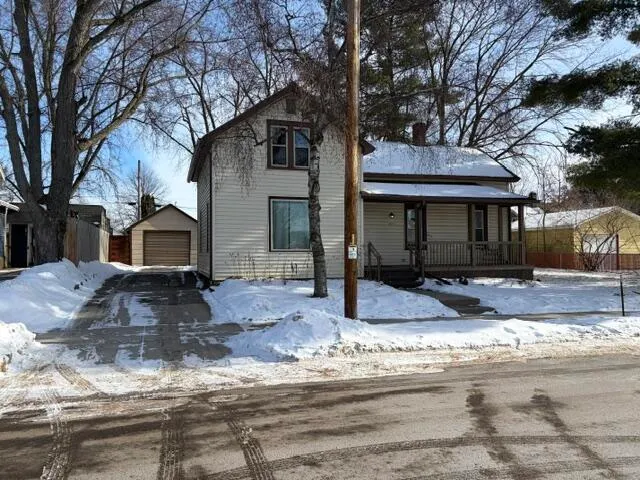 $205,000 | 825 Smith Street, Stevens Point, WI 54481