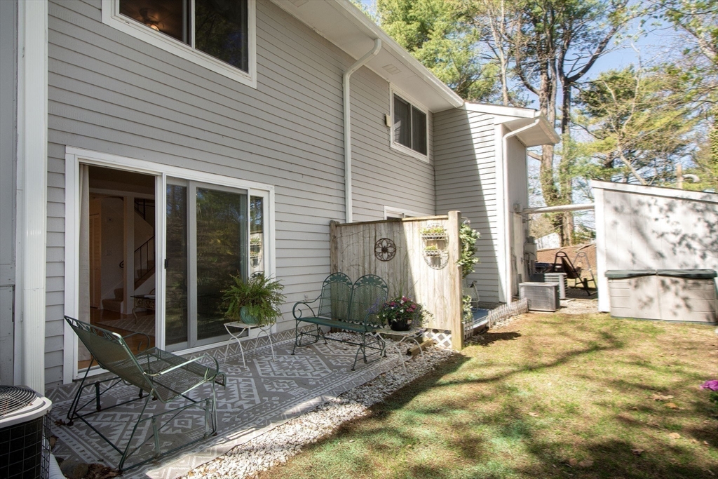 1 Beal's Cove Road, Unit C Hingham, MA 02043 - Photo 14 of 27