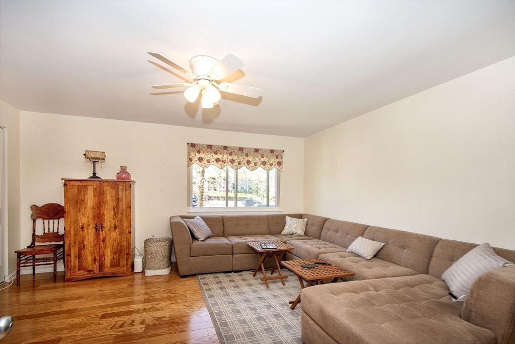 1 Beal's Cove Road, Unit C Hingham, MA 02043 - Photo 16 of 27