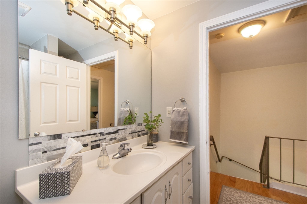 1 Beal's Cove Road, Unit C Hingham, MA 02043 - Photo 21 of 27