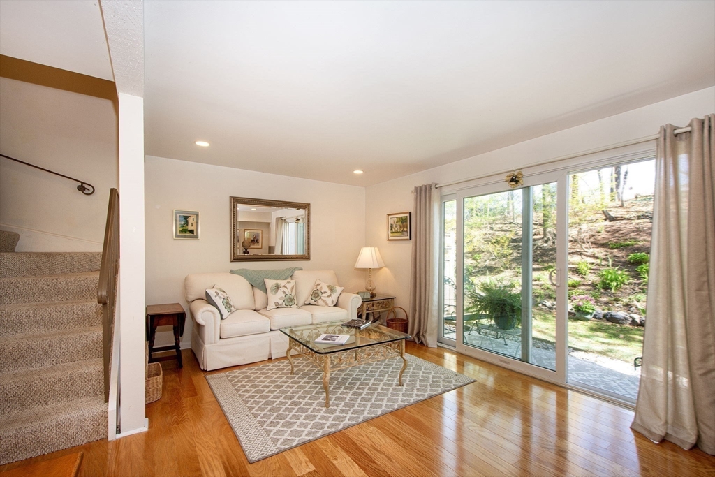 1 Beal's Cove Road, Unit C Hingham, MA 02043 - Photo 4 of 27