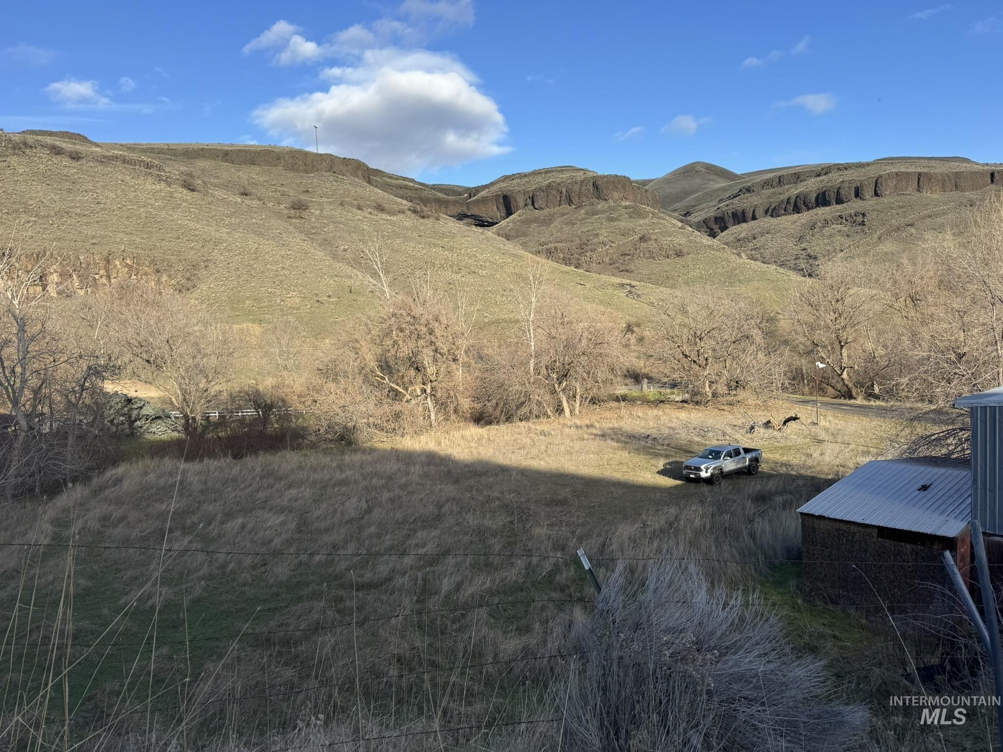 8047 Asotin Creek Road Asotin, WA 99402 - Photo 27 of 36 Mountain view