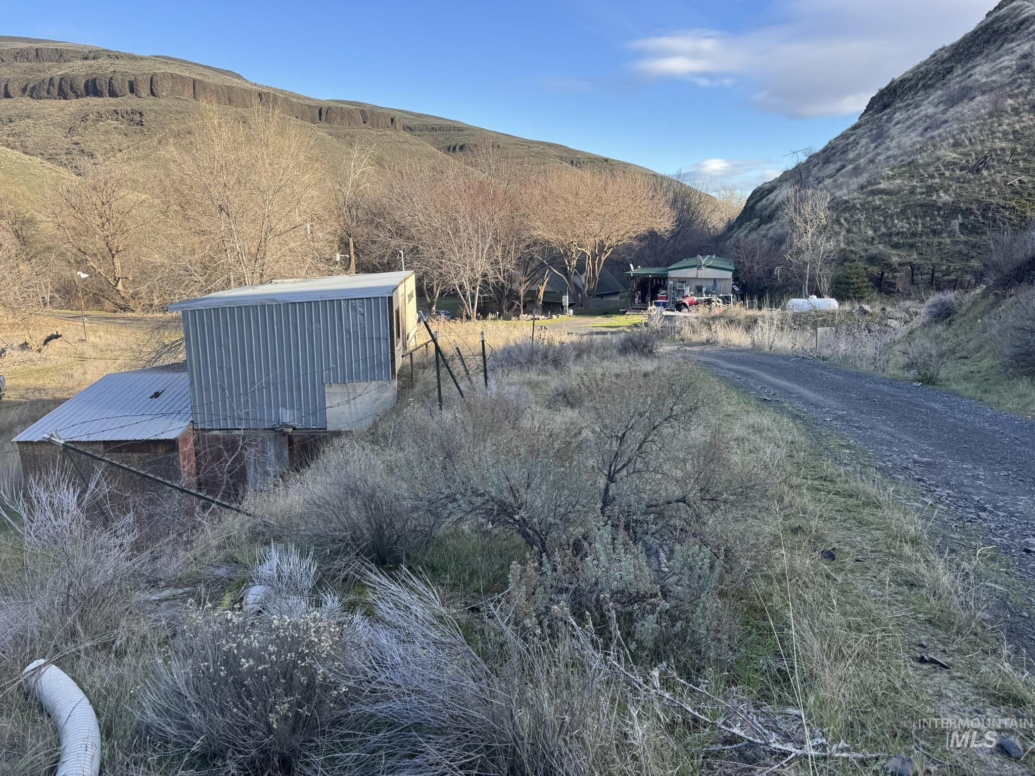 8047 Asotin Creek Road Asotin, WA 99402 - Photo 28 of 36 View of yard featuring a mountain view