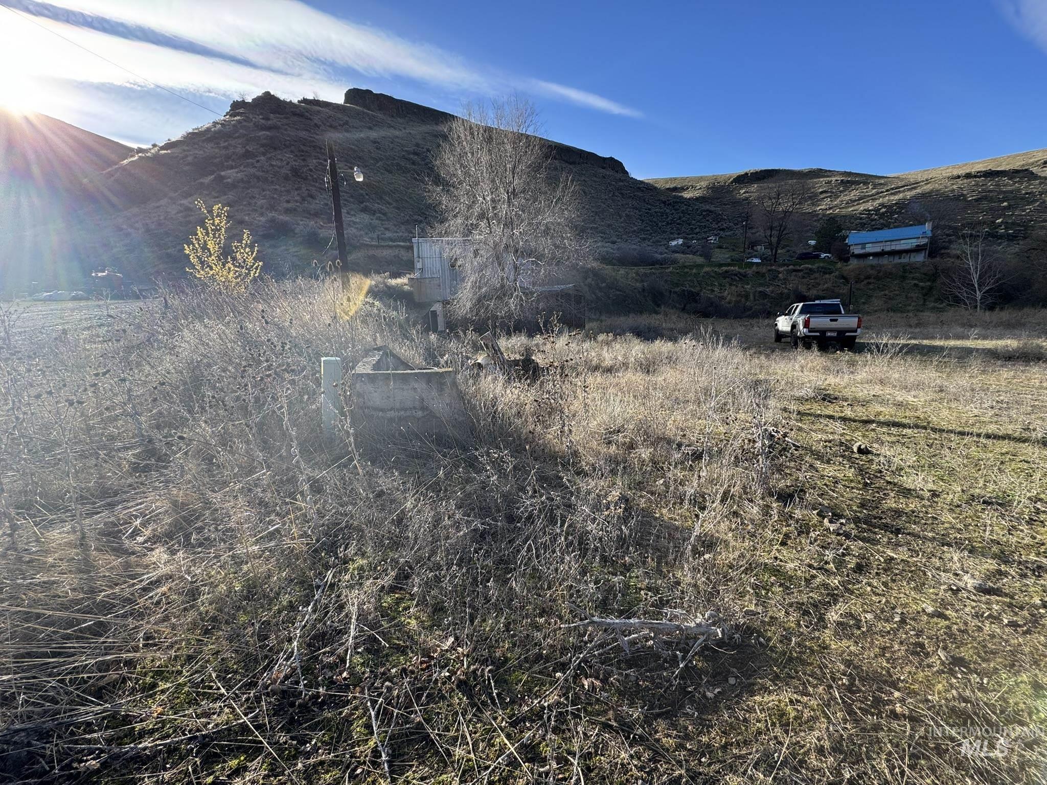 8047 Asotin Creek Road Asotin, WA 99402 - Photo 32 of 36 View of mountain backdrop